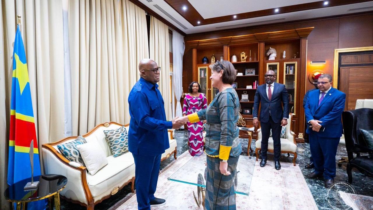 Le Président Tshisekedi reçoit la RSSG a.i. Vivian van de Perre à la Cité de l’Union africaine